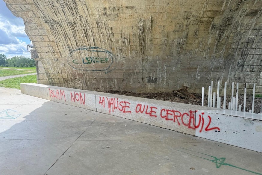 DEPOT DE PLAINTE COMMUNE D'AGEN : Inscription  Raciste